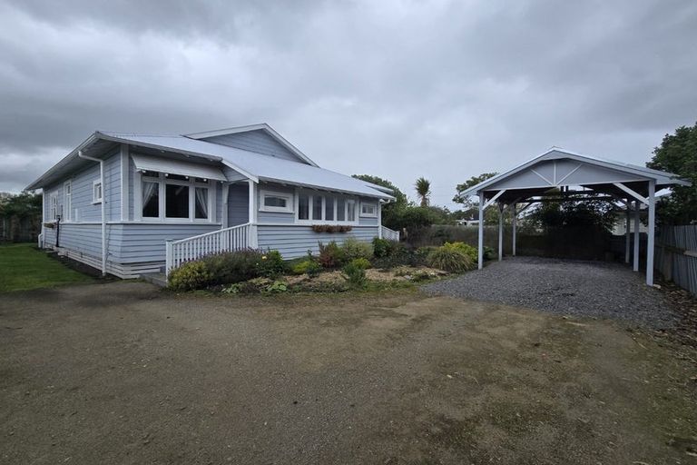 Photo of property in 11 Lewis Avenue, Aramoho, Whanganui, 4500