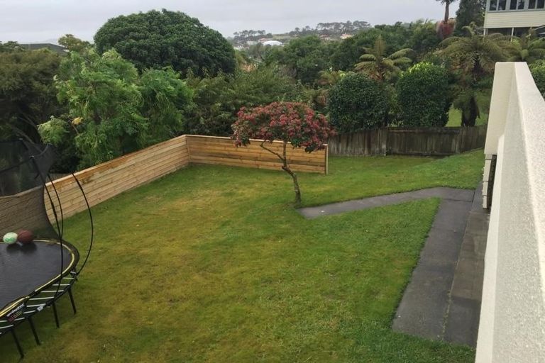 Photo of property in 138 Wiseley Road, West Harbour, Auckland, 0618