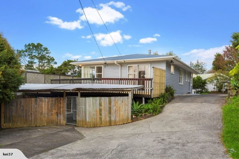 Photo of property in 151 Don Buck Road, Massey, Auckland, 0614