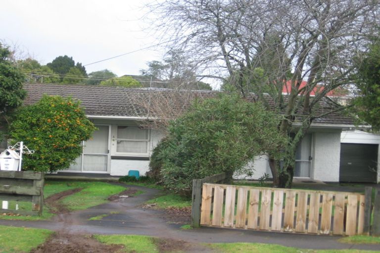 Photo of property in 2/33 Opaheke Road, Papakura, 2110