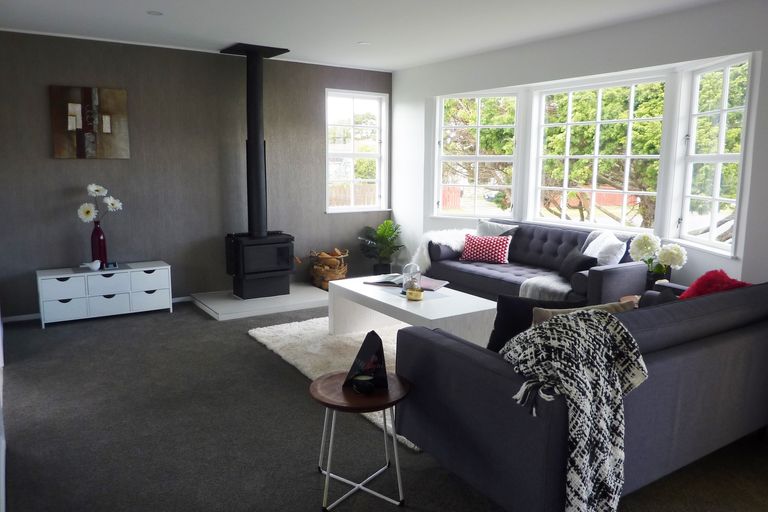 Photo of property in 14 Ferndown Avenue, Papatoetoe, Auckland, 2025