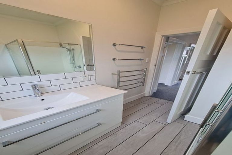 Photo of property in 364a Pages Road, Aranui, 8061