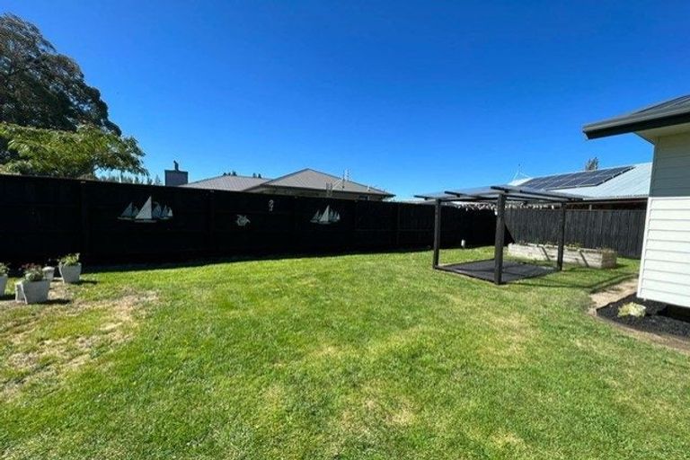 Photo of property in 28 Railway Terrace East, Glentunnel, Sheffield, 7673