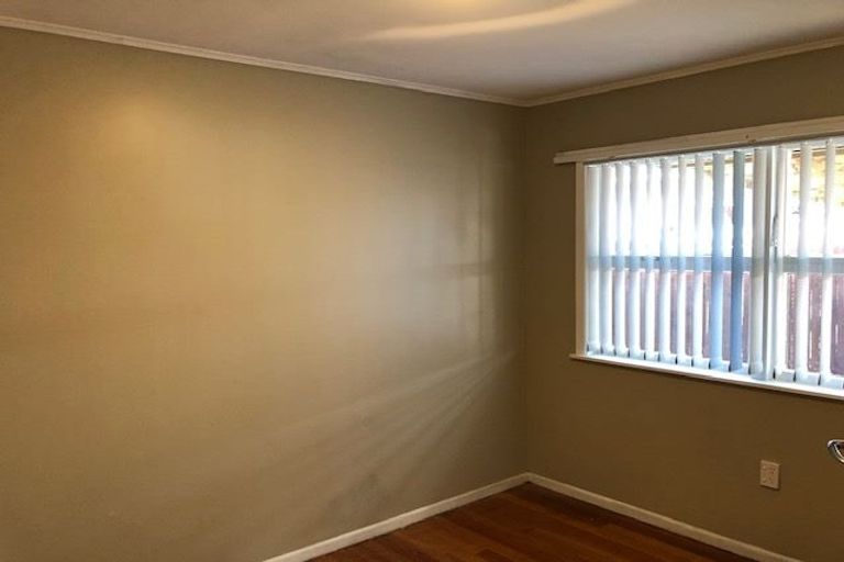Photo of property in 33a Cambridge Terrace, Papatoetoe, Auckland, 2025