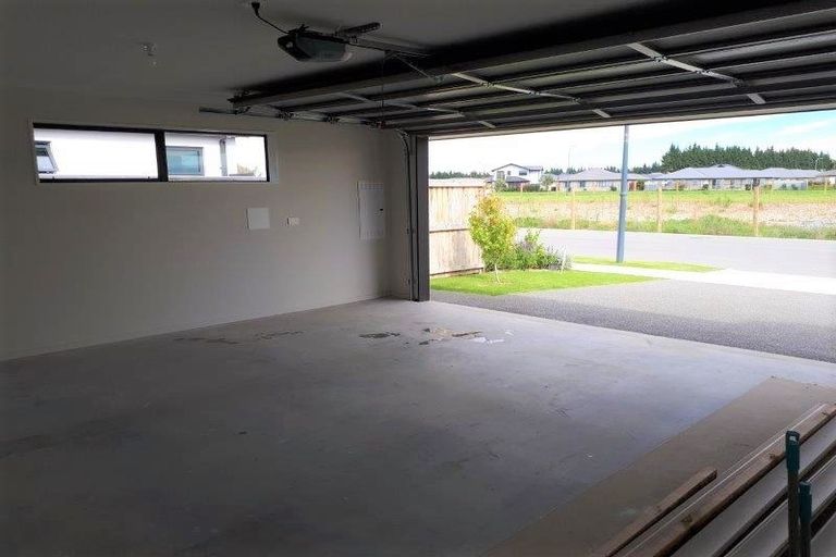 Photo of property in 16 Streamside Terrace, Kaiapoi, 7630