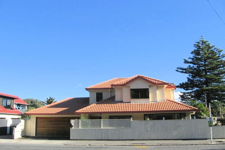 Photo of property in 272 Muritai Road, Eastbourne, Lower Hutt, 5013