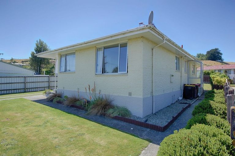 Photo of property in 85 Walker Crescent, East Gore, Gore, 9710