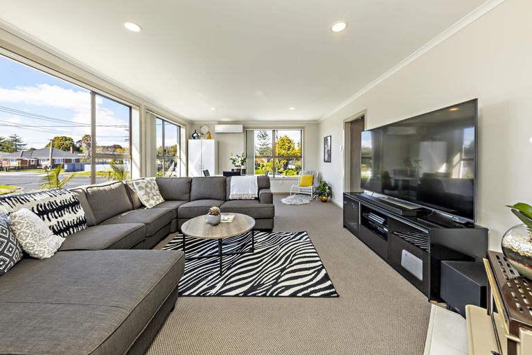 Photo of property in 1/45 Hillside Road, Papatoetoe, Auckland, 2025