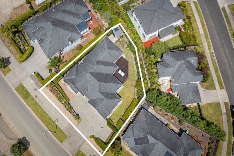 Photo of property in 23 Flavell Drive, Orewa, 0931