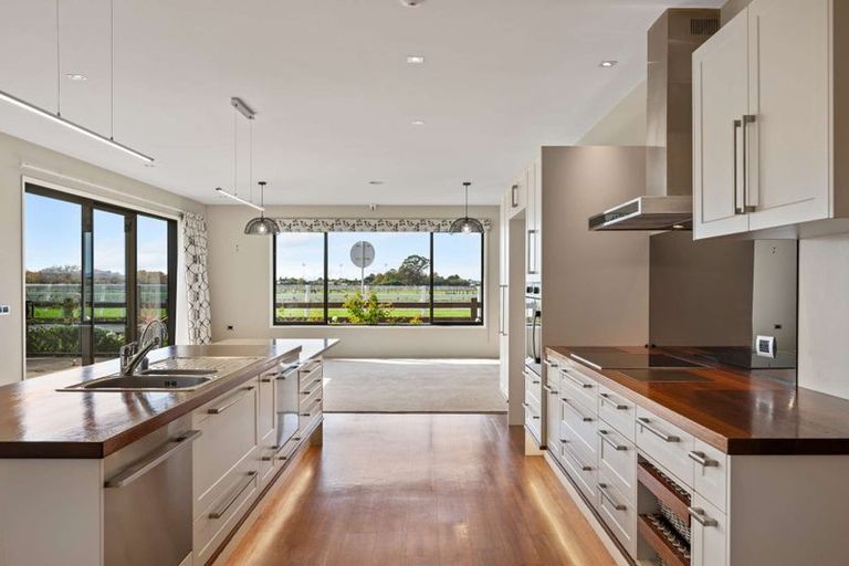 Photo of property in 72b Mclauchlan Street, Springlands, Blenheim, 7201