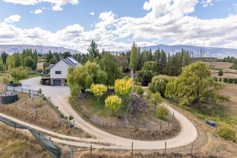 Photo of property in 233 Letts Gully Road, Letts Gully, Alexandra, 9393