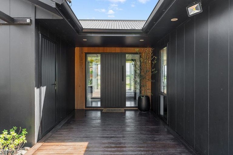 Photo of property in 1031 Lake Ferry Road, Dyerville, Martinborough, 5781