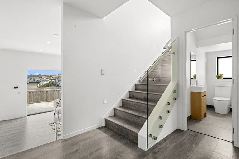 Photo of property in 4 Ta Moko Drive, Gulf Harbour, Whangaparaoa, 0930