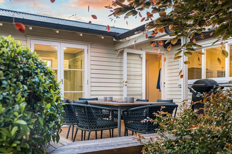 Photo of property in 13 Cameron Street, Takapuna, Auckland, 0622