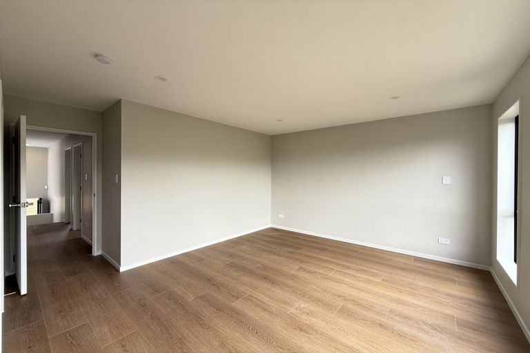 Photo of property in 25d Withers Road, Glen Eden, Auckland, 0602