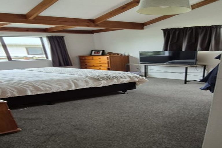 Photo of property in 9 Churchill Terrace, Waiuku, 2123