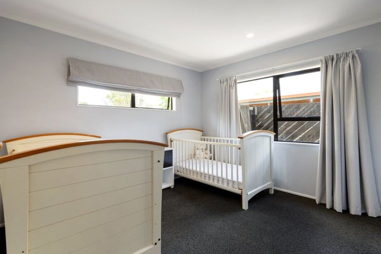 Photo of property in 70 Splitt Avenue, Glenview, Hamilton, 3206