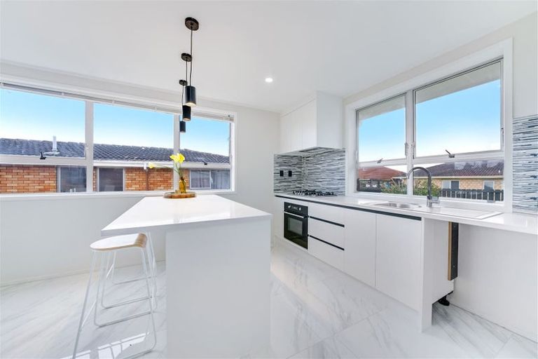 Photo of property in 68 Old Wairoa Road, Papakura, 2110