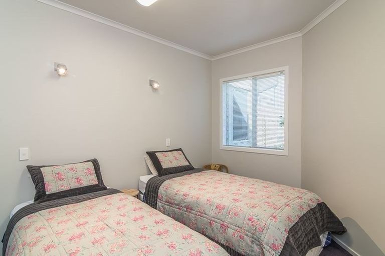 Photo of property in 4-u7 Seaview Road, Paraparaumu Beach, Paraparaumu, 5032