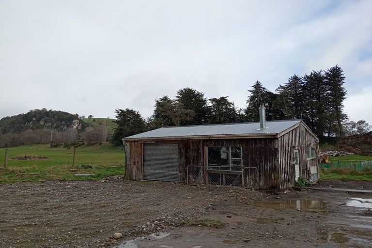 Photo of property in 1161 Clifden Highway, Rowallan, Tuatapere, 9691