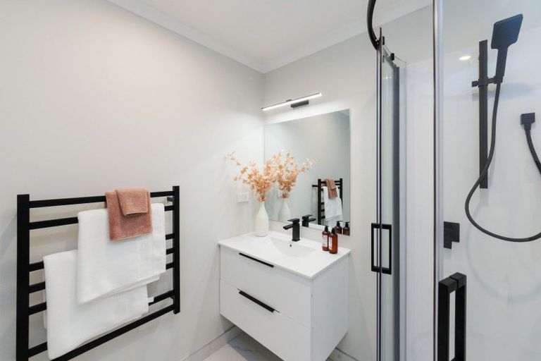 Photo of property in 208a Tremaine Avenue, Highbury, Palmerston North, 4412