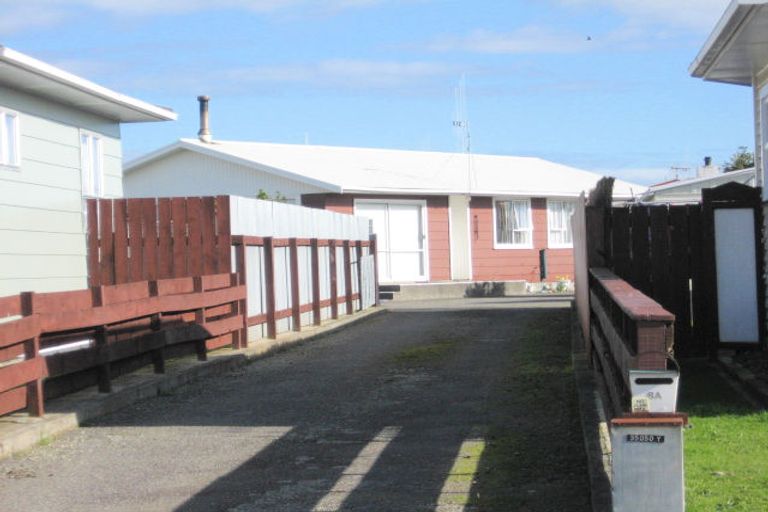 Photo of property in 8a Grey Street, Levin, 5510