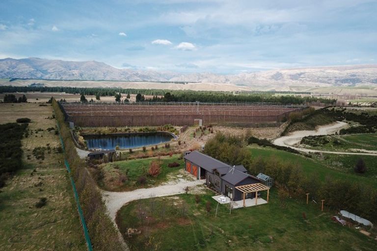 Photo of property in 66 Gladsmuir Road, Queensberry, Cromwell, 9383