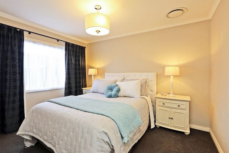 Photo of property in 111 Kent Terrace, Taradale, Napier, 4112