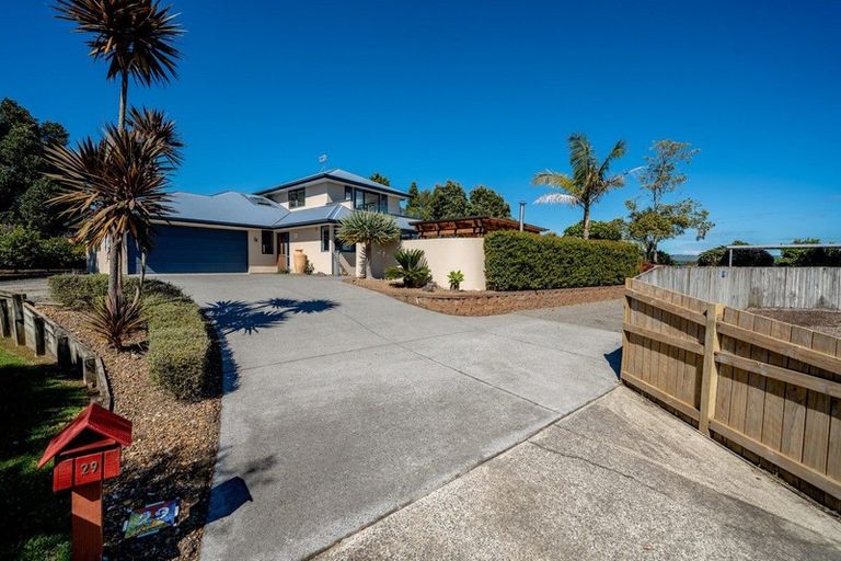 Photo of property in 29 Kopu Drive, Pyes Pa, Tauranga, 3112