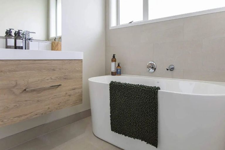 Photo of property in 86 Schnapper Rock Road, Schnapper Rock, Auckland, 0632