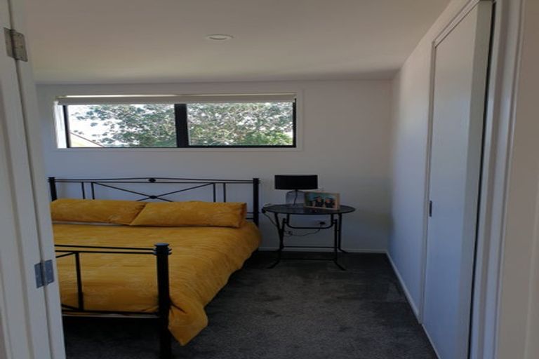 Photo of property in 11/79 Taikata Road, Te Atatu Peninsula, Auckland, 0610