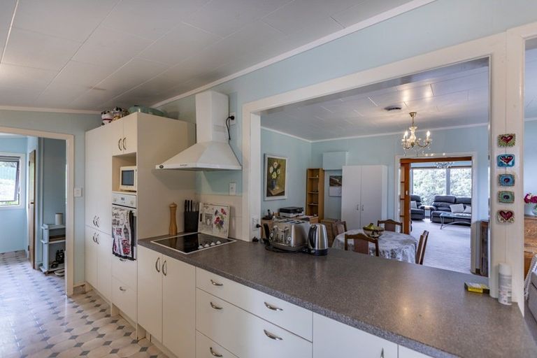 Photo of property in 16 Rose Street, Waipawa, 4210