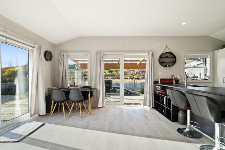 Photo of property in 18 Tiverton Street, Palmerston, 9430
