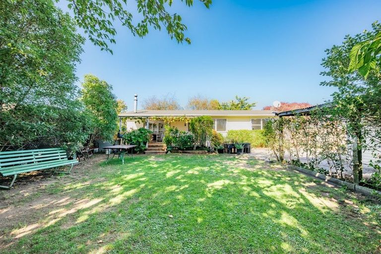 Photo of property in 41 Arawhata Road, Paraparaumu, 5032