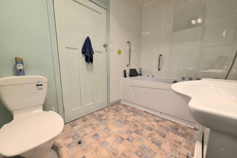 Photo of property in 4a Test Street, South Hill, Oamaru, 9400