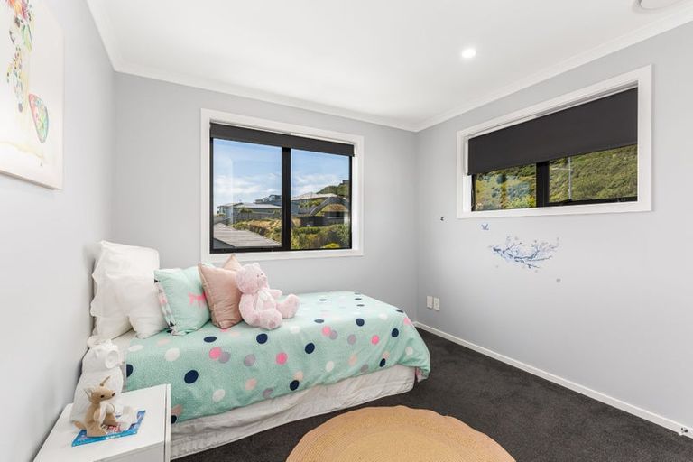 Photo of property in 163 Navigation Drive, Whitby, Porirua, 5024
