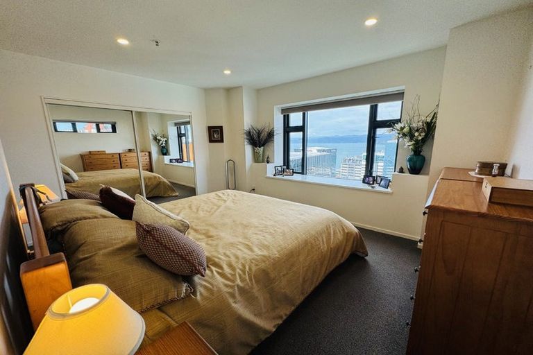 Photo of property in Terrace Garden Apartments, 14e/120 The Terrace, Wellington Central, Wellington, 6011