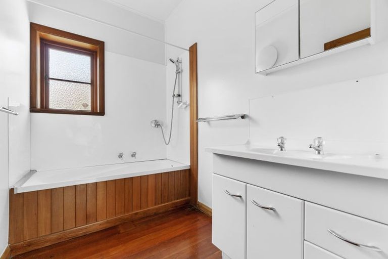 Photo of property in 20 Marire Avenue, Frankton, Hamilton, 3204