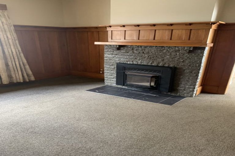 Photo of property in 37 Lyndon Street, Riccarton, Christchurch, 8041