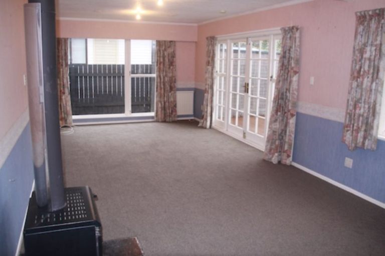 Photo of property in 8 Karamea Grove, Wainuiomata, Lower Hutt, 5014