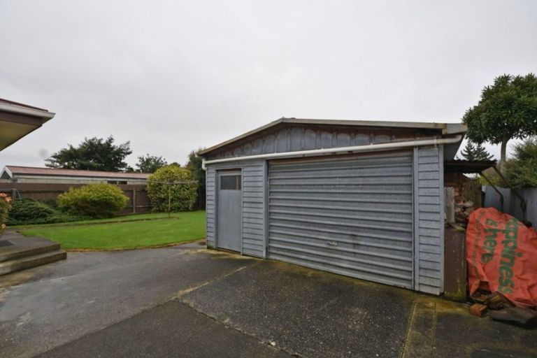 Photo of property in 76 Mcquarrie Street, Kingswell, Invercargill, 9812
