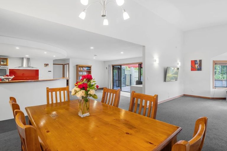 Photo of property in 1/2 Larchwood Grove, Rangatira Park, Taupo, 3330