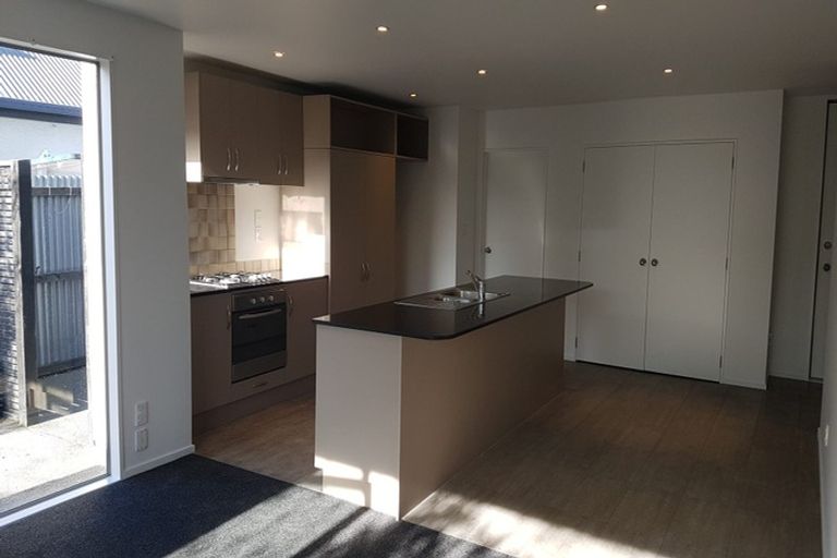 Photo of property in 5/1010 Colombo Street, St Albans, Christchurch, 8014