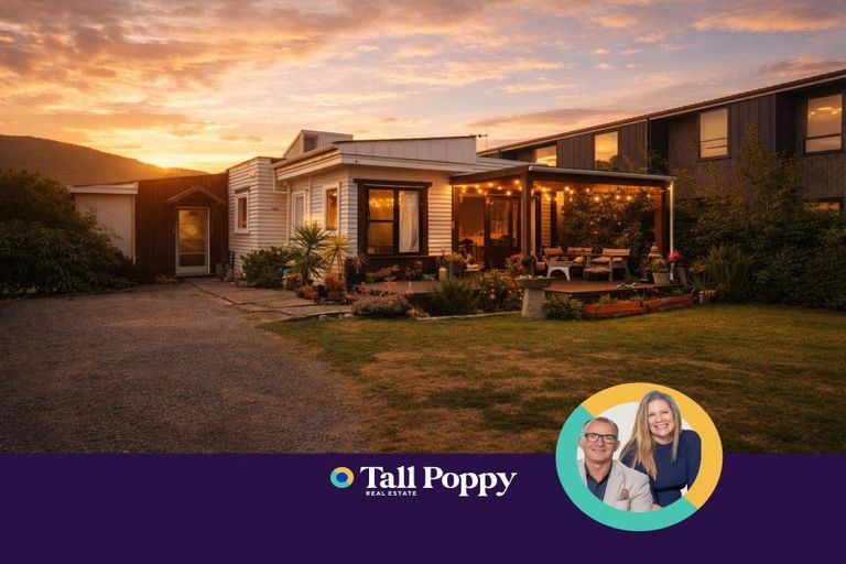 Photo of property in 6 Waimarie Avenue, Paraparaumu, 5032