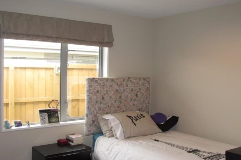 Photo of property in 17 Faringdon Boulevard, Rolleston, 7615