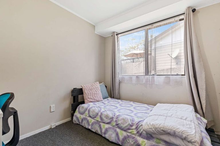 Photo of property in 33 Danube Lane, Glen Eden, Auckland, 0602