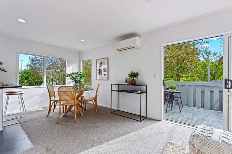 Photo of property in 2/142 Archers Road, Glenfield, Auckland, 0629
