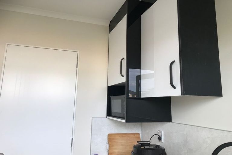 Photo of property in 21 Hakinakina Drive, Flat Bush, Auckland, 2019