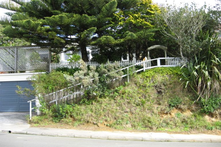 Photo of property in 102 Campbell Street, Karori, Wellington, 6012