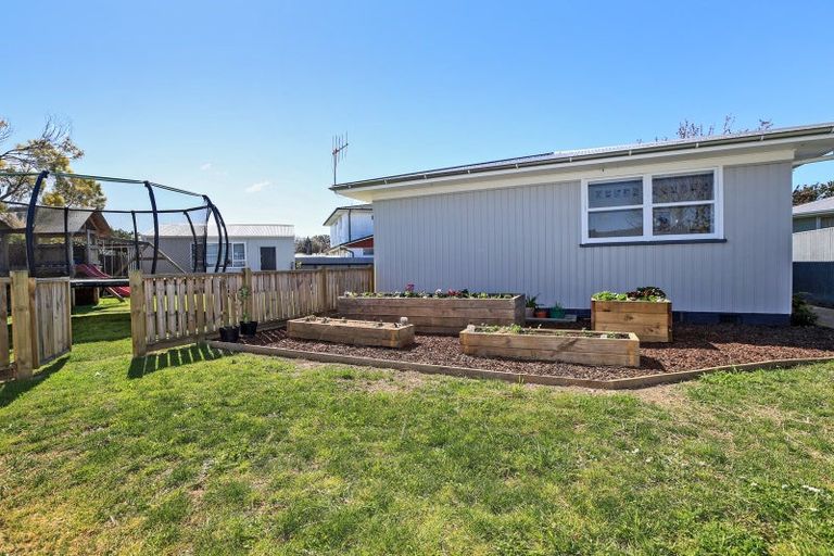 Photo of property in 6 Porritt Place, Tamatea, Napier, 4112
